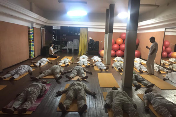 کانون یوگا حضور