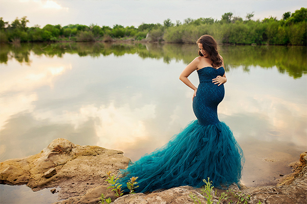 ژست عکس بارداری زیبا